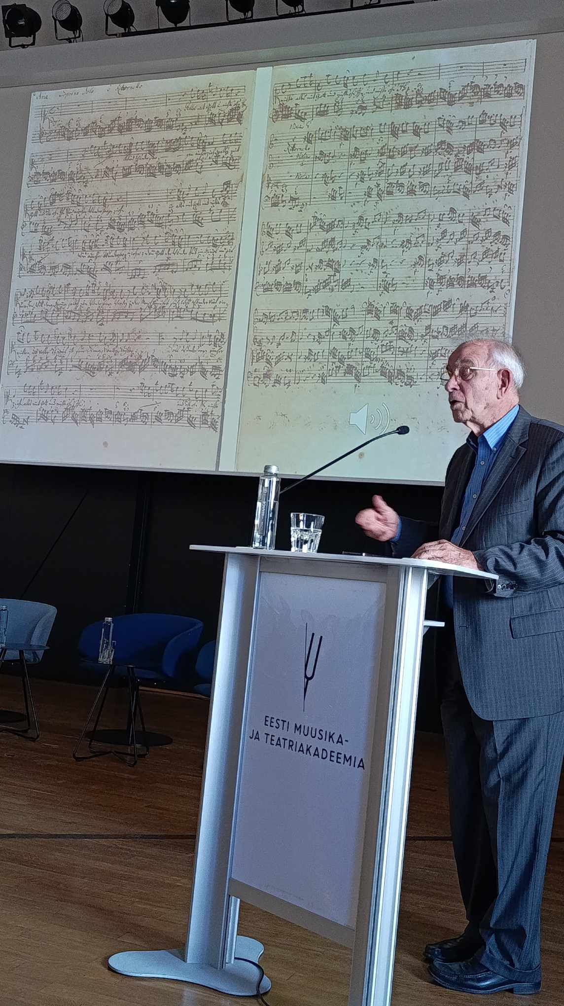 Christoph Wolff loengut pidamas EMTAs.