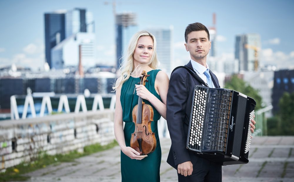 Abikaasa Momir Novakoviciga. FOTO KAUPO KIKKAS