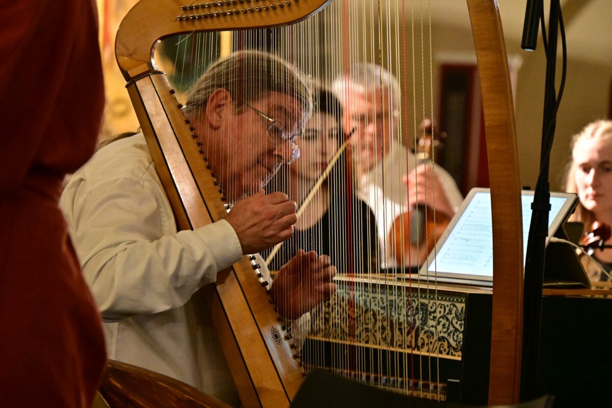 M&otilde;tisklusi enne ja p&auml;rast &ldquo;Maailma passiooni&rdquo; kuulamist