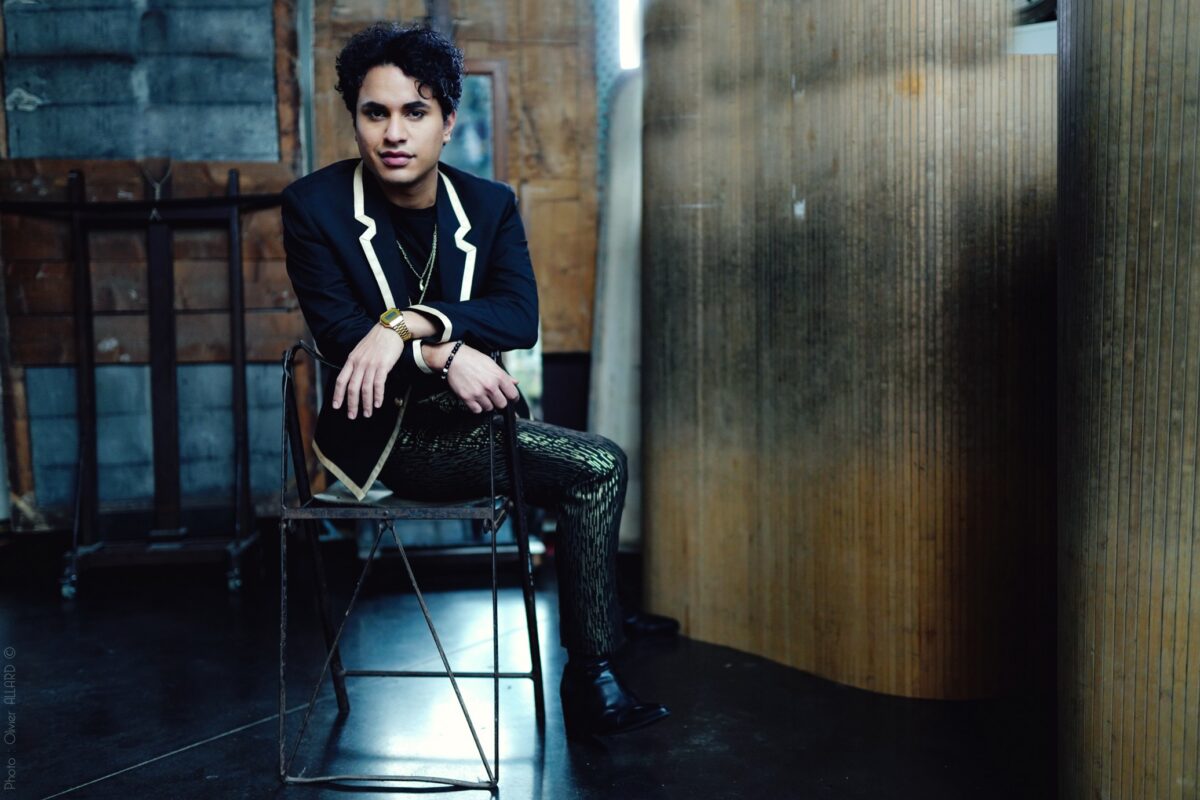 Samuel Mari&ntilde;o &ndash; ninasarviku naha ja tuvi s&uuml;damega meessopran