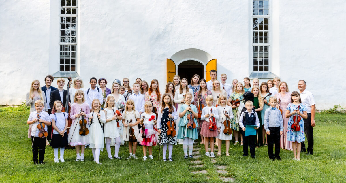 Karij&auml;rve Keelpilliorkestri lugu